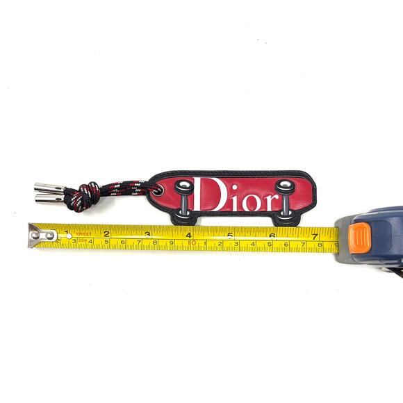 Dior Skateboard Charm - Picture 7 of 9